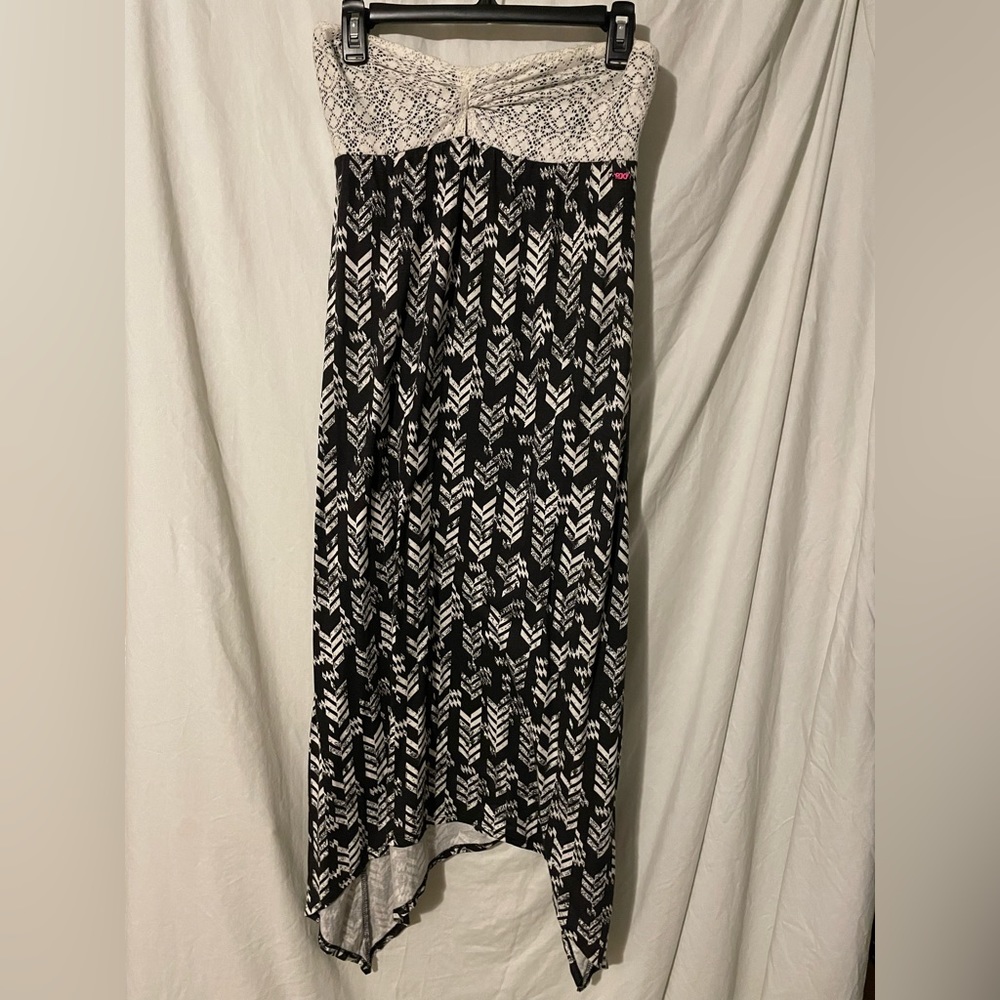 ROXY STRAPLESS DRESS SIZE SMALL